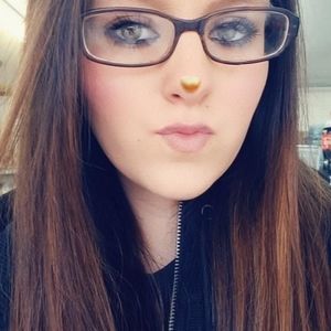 Meet your Posher, Briana